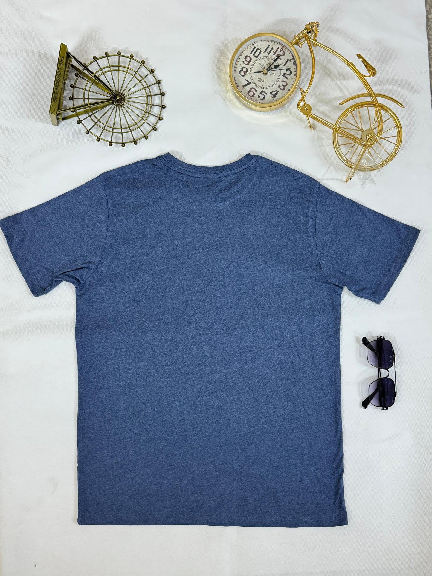 Men’s Levi’s® T-Shirt – Classic Comfort, Iconic Style