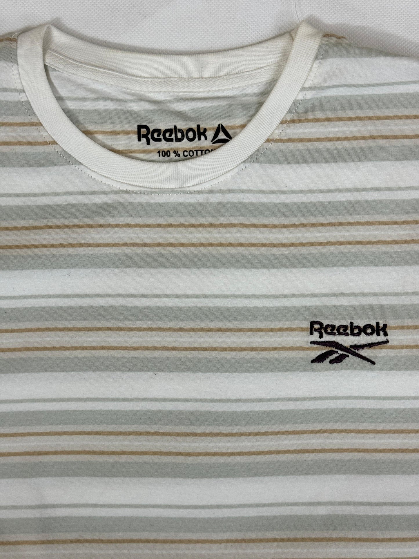Men’s Reebok Striped T-Shirt – Laidback Style, Everyday Comfort