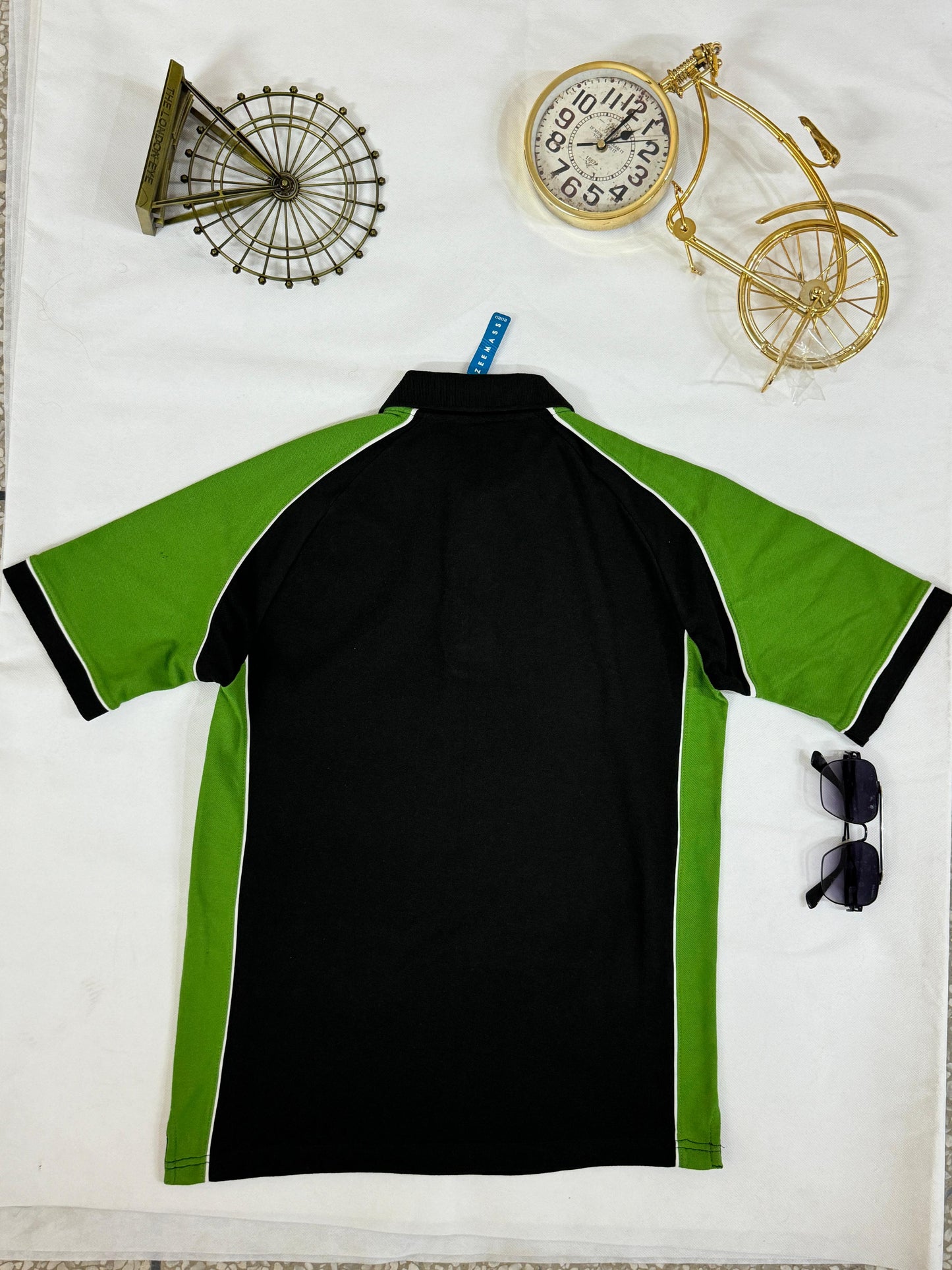 Men’s Black & Green Colorblock Polo – Sporty Look, Everyday Comfort