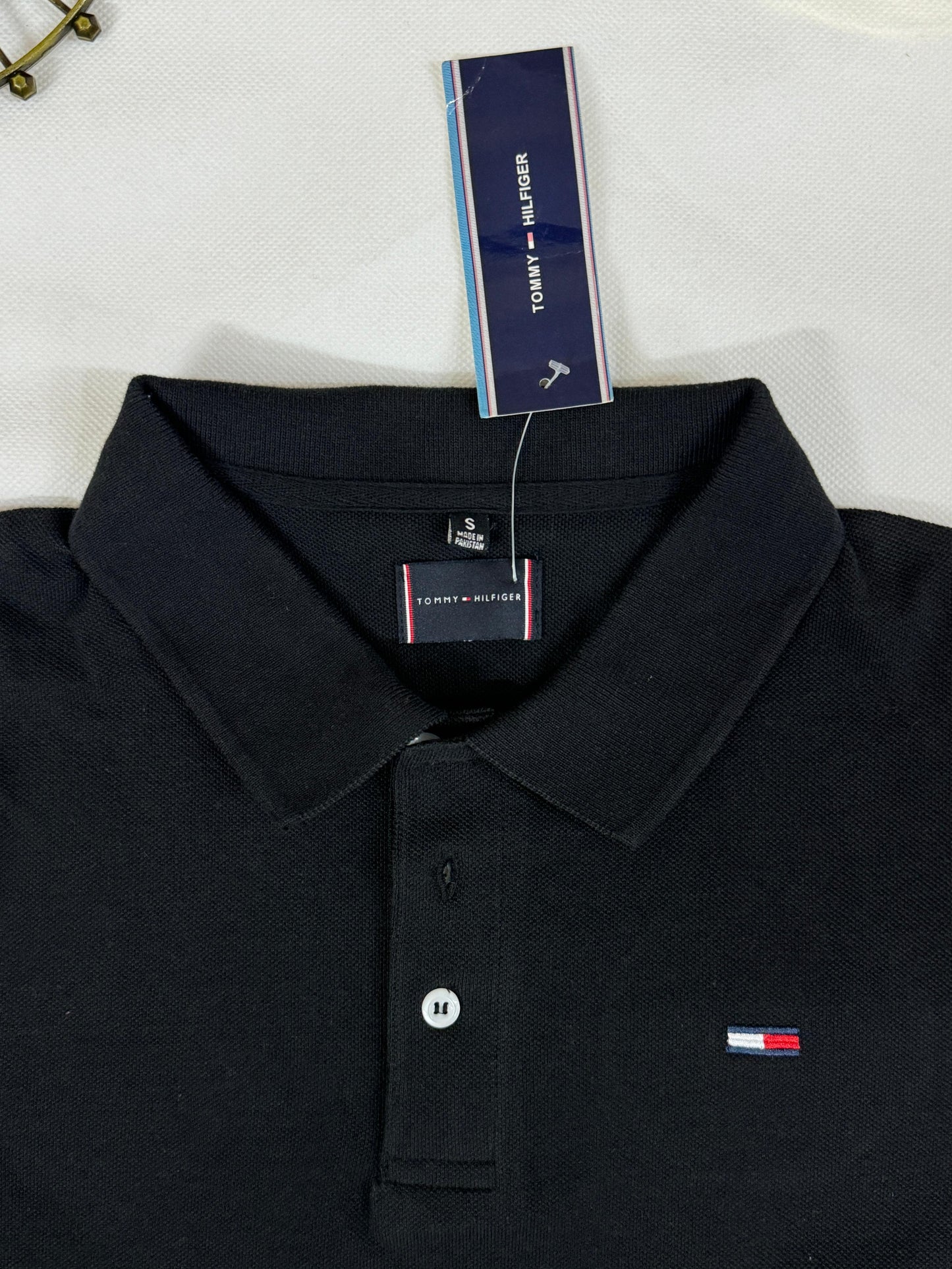 Men’s Tommy Hilfiger Black Polo – Timeless Icon, Premium Comfort